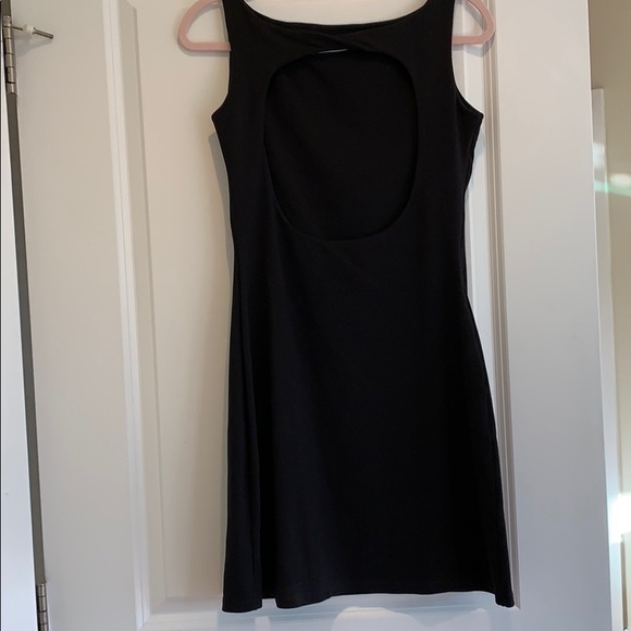 Susana Monaco Black Dress w/ open back - Picture 4 of 7